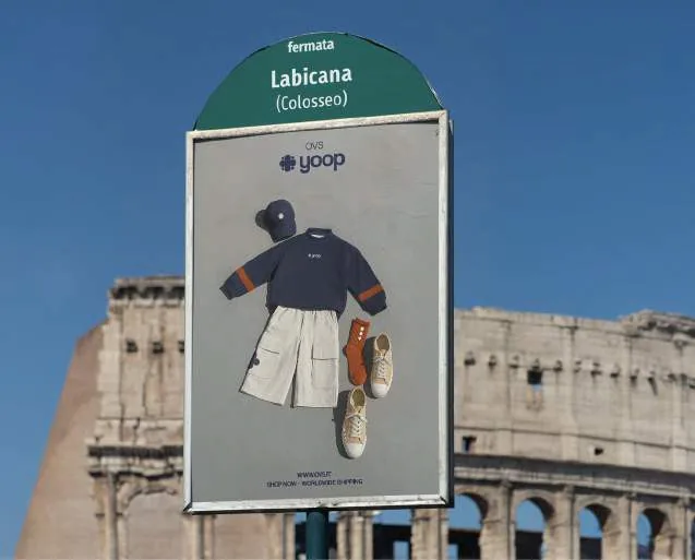 YOOP, Affissioni a Roma